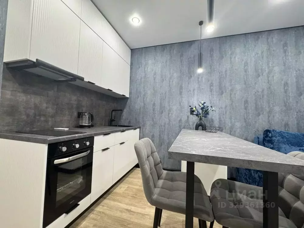 Студия Оренбургская область, Оренбург ул. Автомобилистов, 13 (25.0 м) - Фото 1