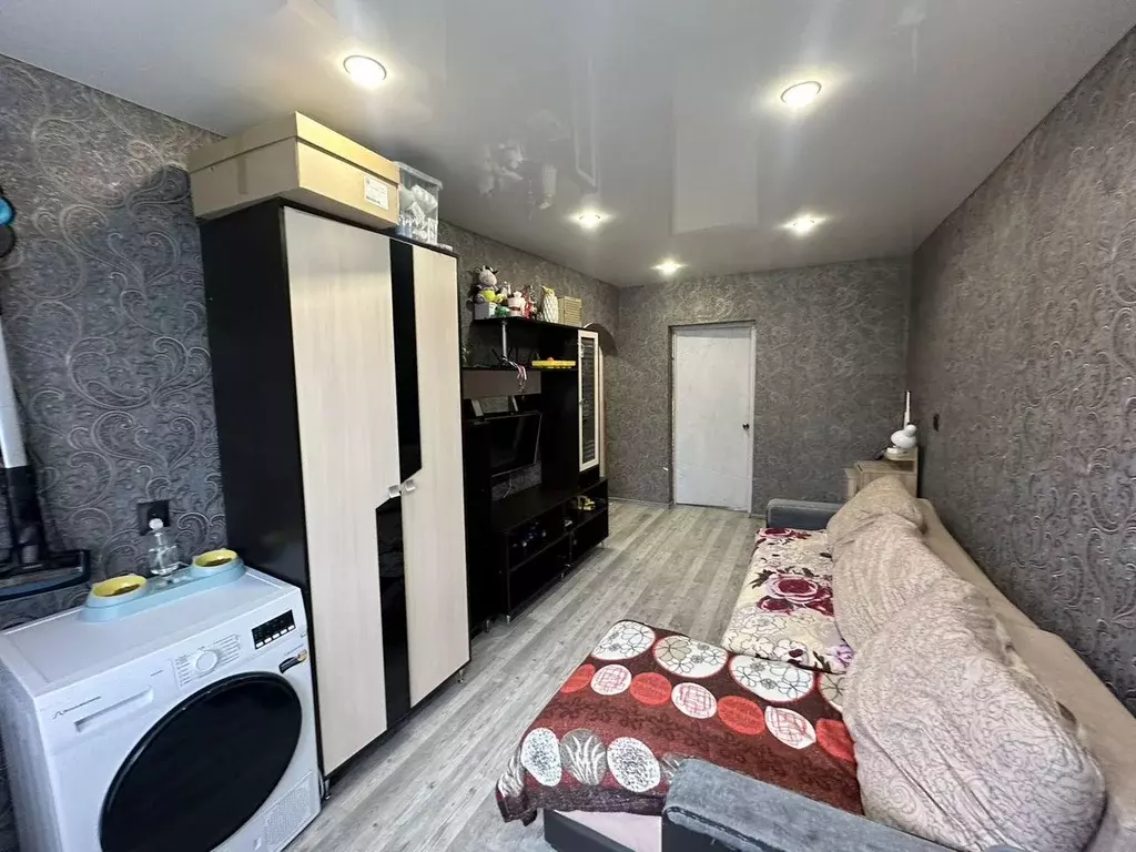 3-к кв. Ленинградская область, Тихвин 1-й мкр, 24 (58.0 м) - Фото 2