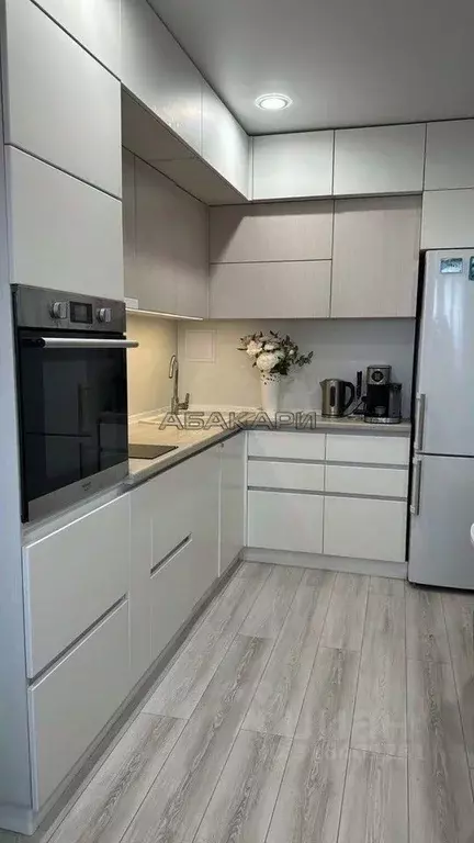 3-к кв. Красноярский край, Красноярск Лесопарковая ул., 15 (67.0 м) - Фото 0
