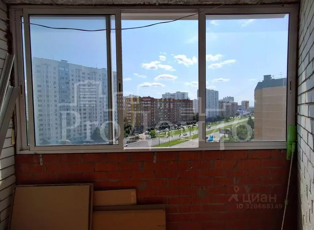 1-к кв. Курская область, Курск ул. Бойцов 9-й Дивизии, 185в (39.9 м) - Фото 1