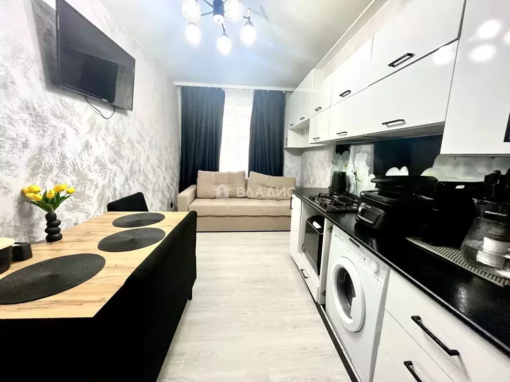 2-к кв. Нижегородская область, Семенов Заводская ул., 58А (56.2 м) - Фото 0