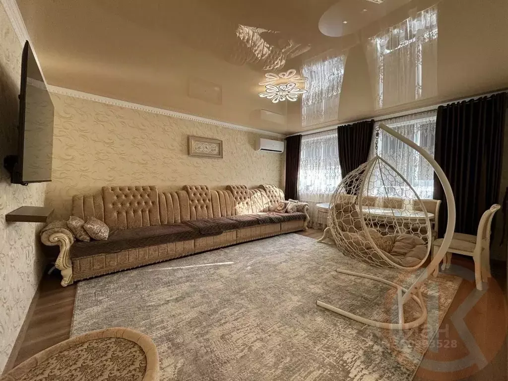Дом в Крым, Симферополь ул. Черных (338 м) - Фото 1