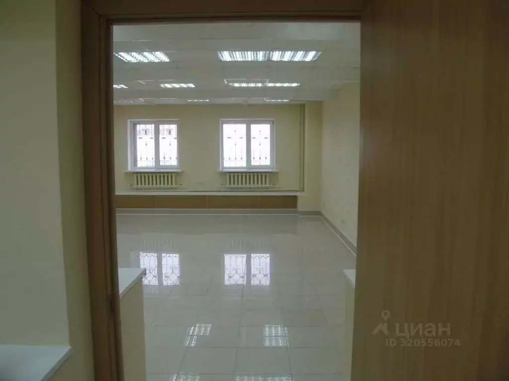 Офис в Самарская область, Самара Красноармейская ул., 1П (85 м) - Фото 1