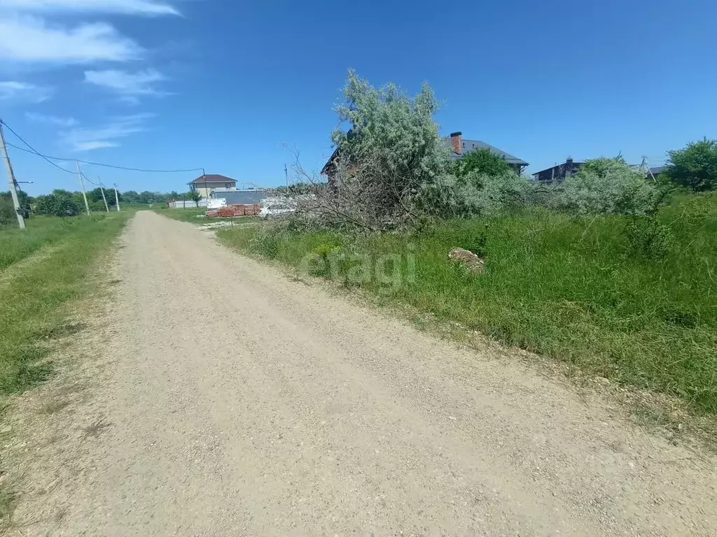 Участок в Адыгея, Тахтамукайский район, Старобжегокай аул ул. Гагарина ... - Фото 0