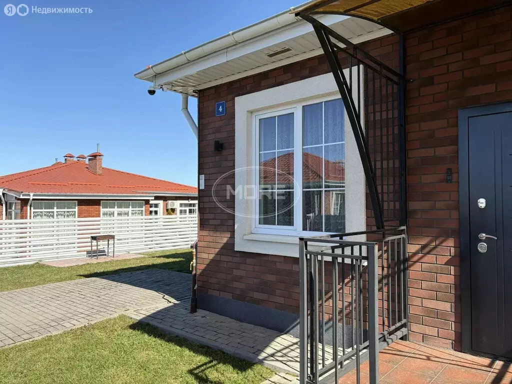 Дом в Калининградская область, Гурьевский муниципальный округ, посёлок ... - Фото 1