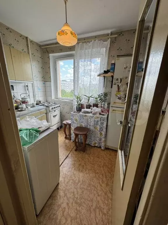 Комната 9 м в 2-к., 8/9 эт. - Фото 0