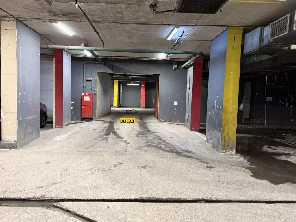 Гараж в Москва Карамышевская наб., 4к1 (19 м) - Фото 1