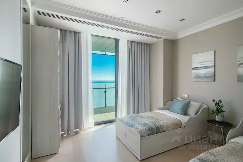 3-к кв. Краснодарский край, Сочи Центральный мкр, ул. Орджоникидзе, 17 ... - Фото 2