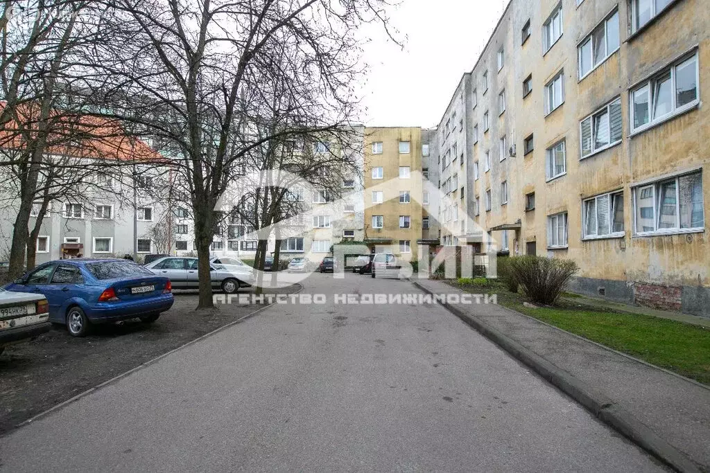 3-комнатная квартира: Калининград, Батальная улица, 55 (60 м) - Фото 0