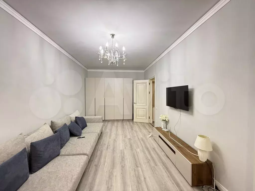 1-к. квартира, 45 м, 2/10 эт. - Фото 1