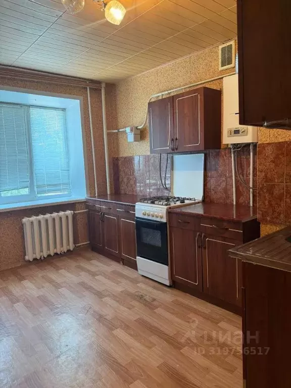 1-к кв. Оренбургская область, Соль-Илецк Орская ул., 167 (33.6 м) - Фото 0