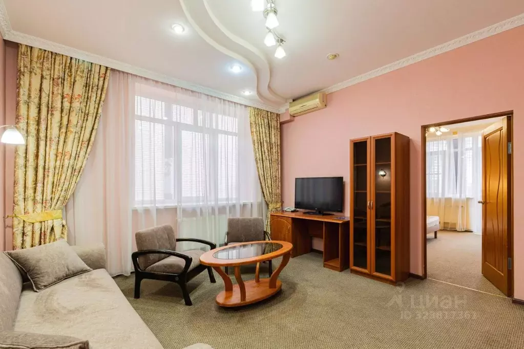 Комната Краснодарский край, Краснодар ул. Имени В.Н. Мачуги, 112 (60.0 ... - Фото 1