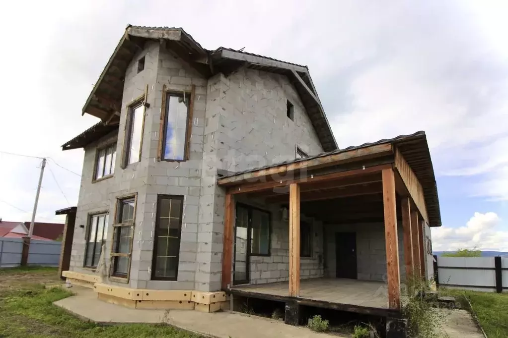 Дом в Забайкальский край, Чита Луговой ДНТ, 31 (233 м) - Фото 1