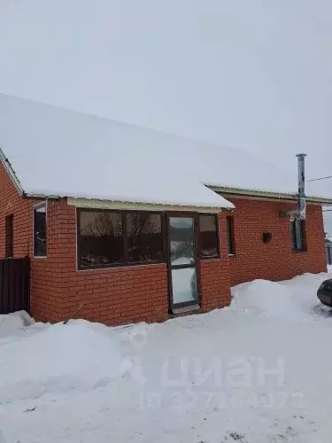 Дом в Башкортостан, Дюртюлинский район, с. Ангасяк Советская ул. (88 ... - Фото 1