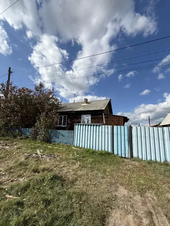 Дом в Иркутская область, Нукутский муниципальный округ, пос. ... - Фото 1