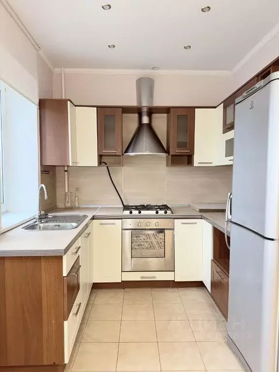 2-к кв. Ленинградская область, Гатчина бул. Авиаторов, 3к1 (66.4 м) - Фото 2