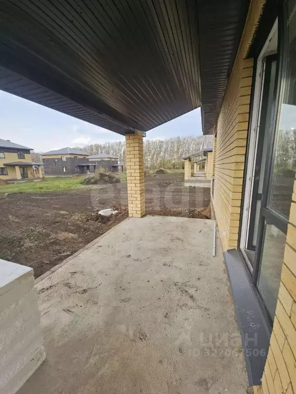 Дом в Башкортостан, Уфимский район, Дмитриевский сельсовет, д. ... - Фото 1