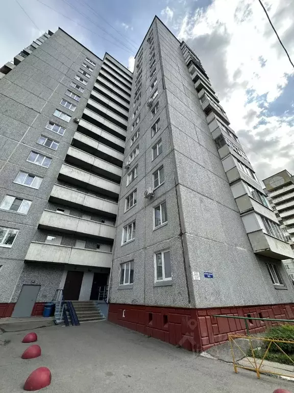 2-к кв. Омская область, Омск ул. Рокоссовского, 18/3 (62.4 м) - Фото 0