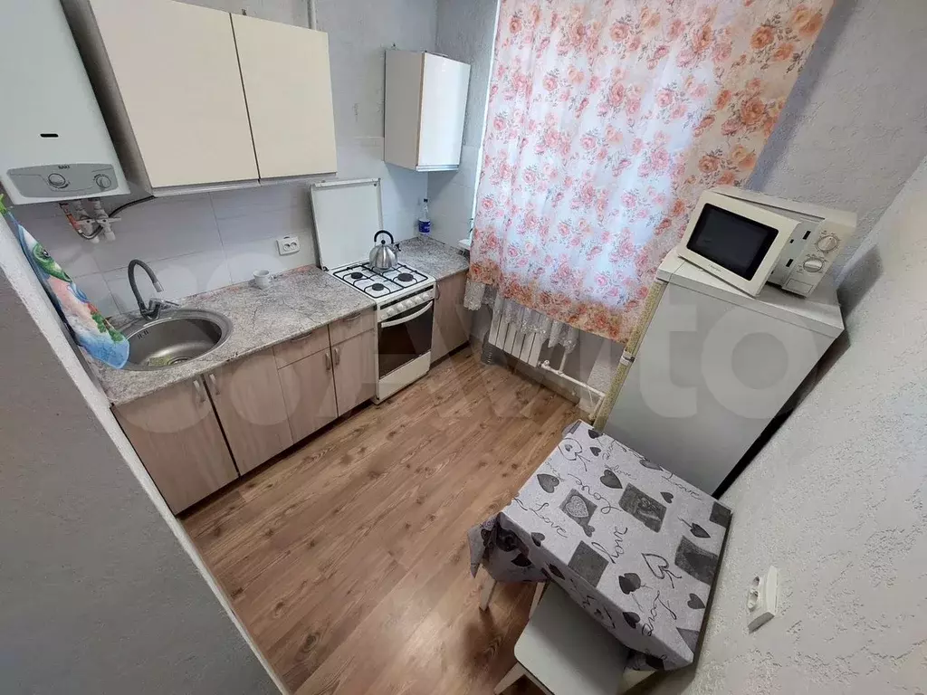 1-к. квартира, 32 м, 1/5 эт. - Фото 1