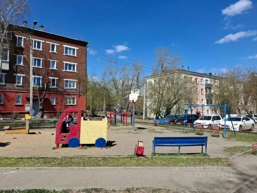 Комната Иркутская область, Иркутск ул. Красных Мадьяр, 135 (12.4 м) - Фото 1