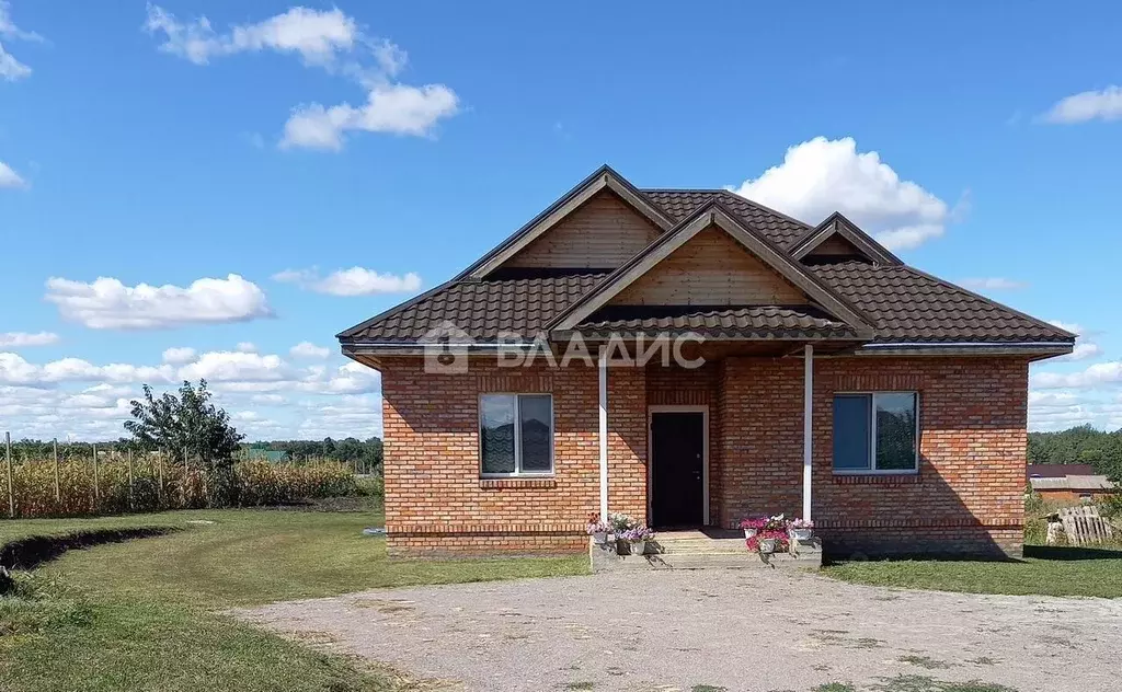 Дом в Белгородская область, Белгородский район, Бессоновское с/пос, с. ... - Фото 1