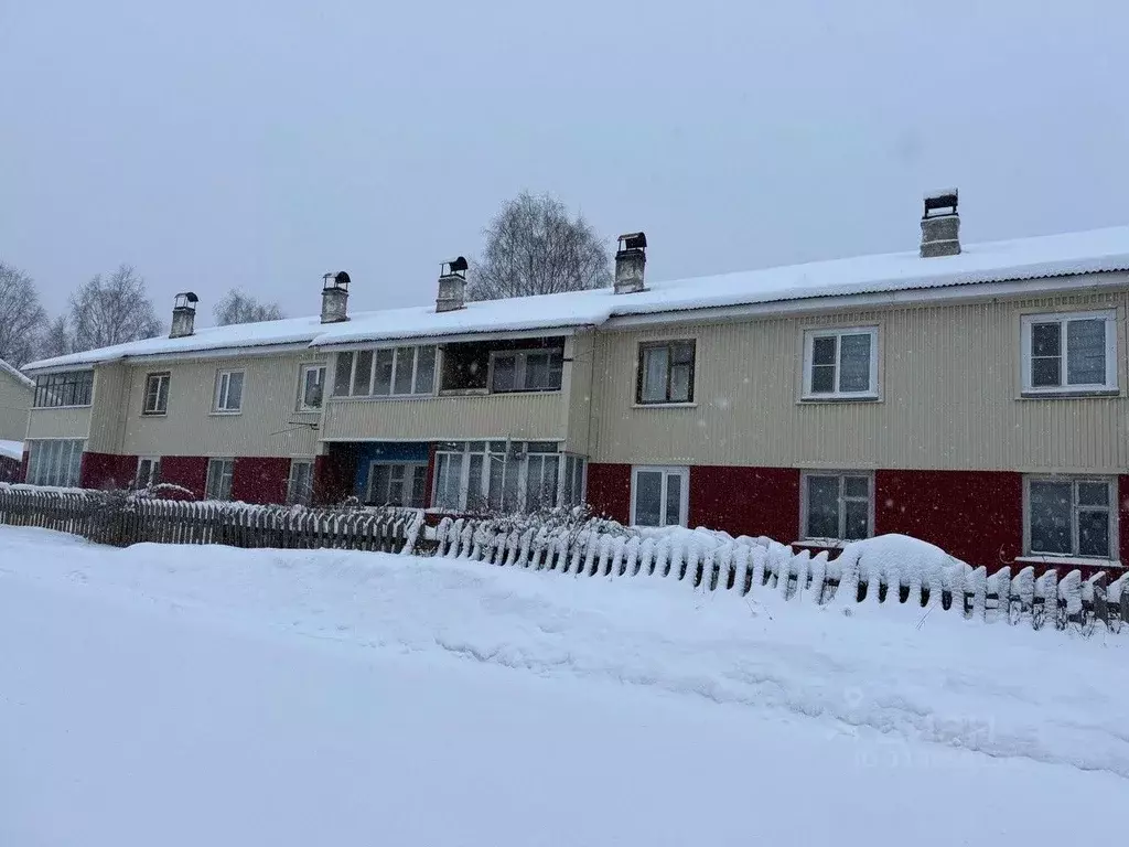 2-к кв. Вологодская область, с. Кичменгский Городок ул. Молодежная, 20 ... - Фото 1