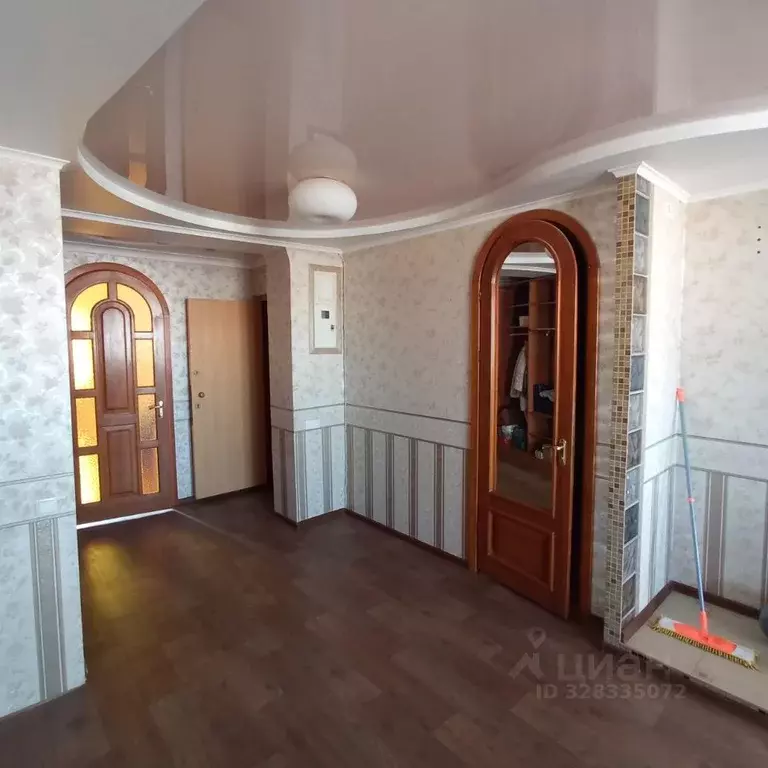 3-к кв. Крым, Симферополь ул. Имени Мате Залки, 17 (65.0 м) - Фото 1