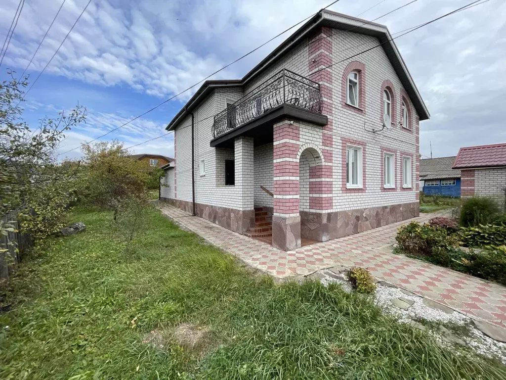 Дом в Нижегородская область, с. Вад ул. Нагорная, 20 (163 м) - Фото 0