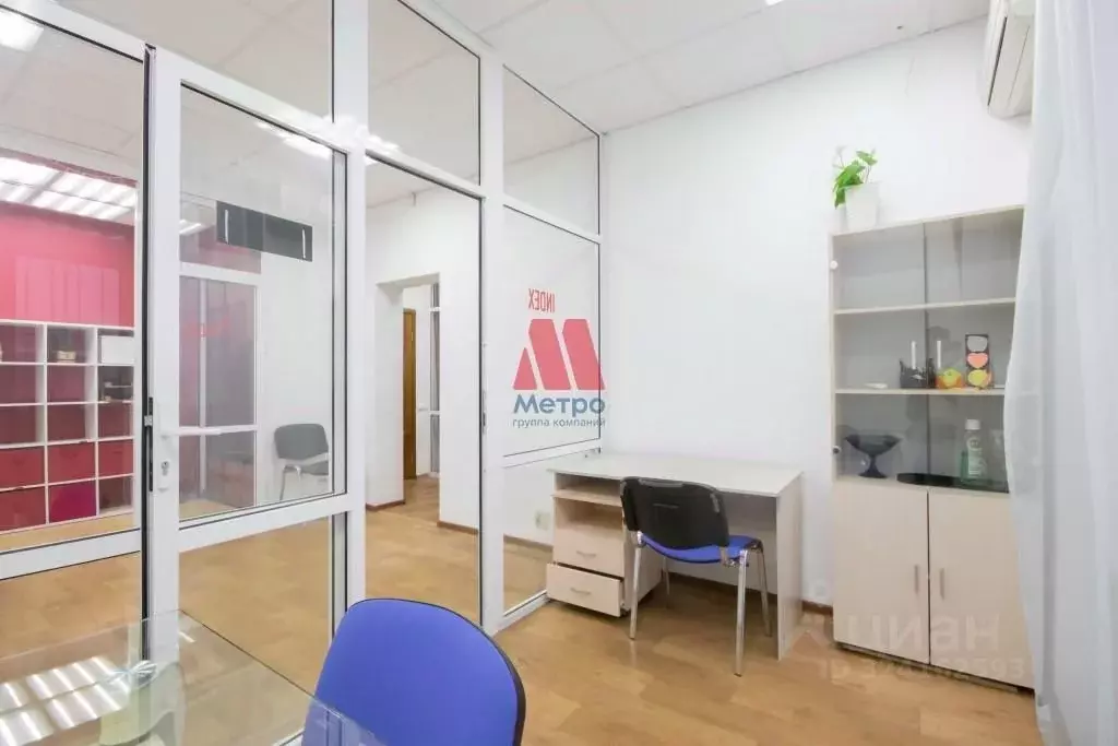 Офис в Ярославская область, Ярославль просп. Октября, 84Б (58 м) - Фото 1