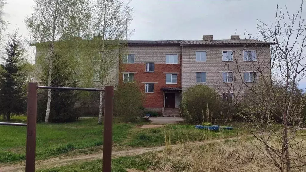 3-к кв. Псковская область, Порхов Мебельная ул., 6к2 (82.7 м) - Фото 1