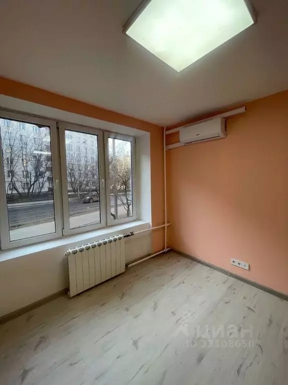 Офис в Москва ул. 50 лет Октября, 6 (17 м) - Фото 1