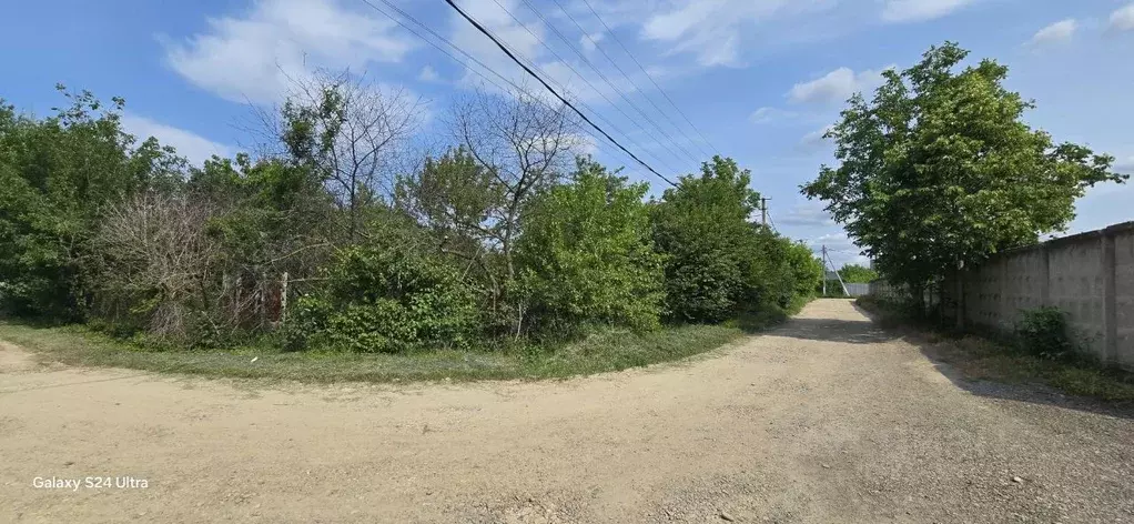 Участок в Краснодарский край, Новокубанск ул. Фрунзе, 2/1 (6.0 сот.) - Фото 0