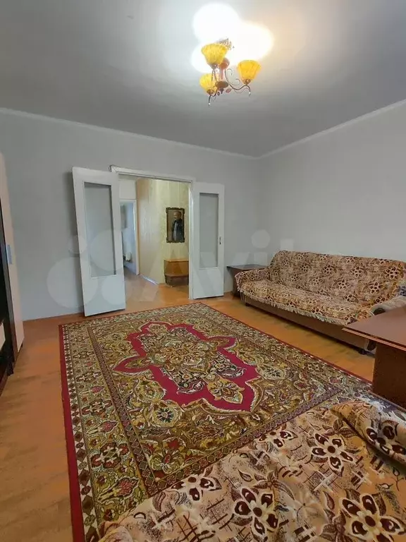 1-к. квартира, 38 м, 4/9 эт. - Фото 1