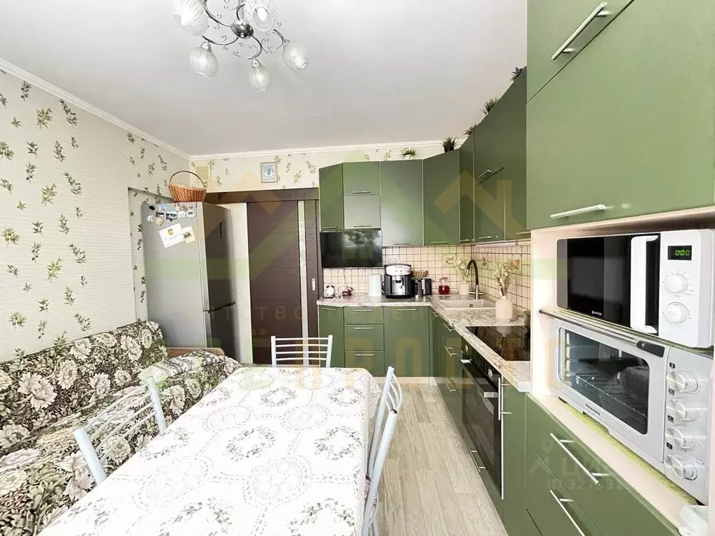 3-к кв. Москва, Москва, Московский г. ул. Солнечная, 15 (76.0 м) - Фото 2