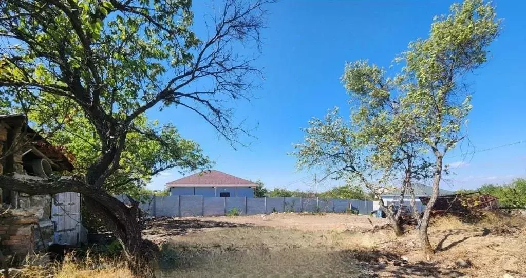 Участок в Крым, Симферопольский район, Трудовское с/пос, пос. Айкаван ... - Фото 1