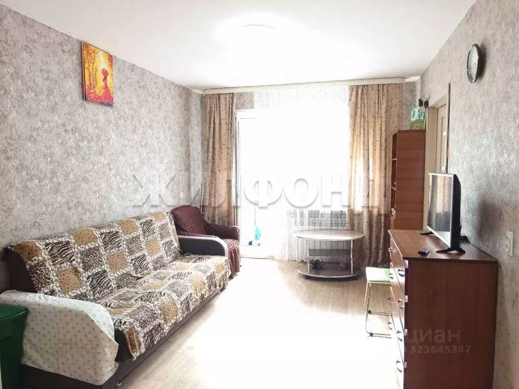 3-к кв. Хакасия, Абакан ул. Итыгина, 1 (46.7 м) - Фото 1