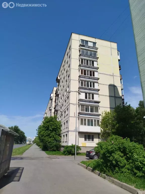 3-комнатная квартира: Санкт-Петербург, улица Ушинского, 31 (70.5 м) - Фото 0
