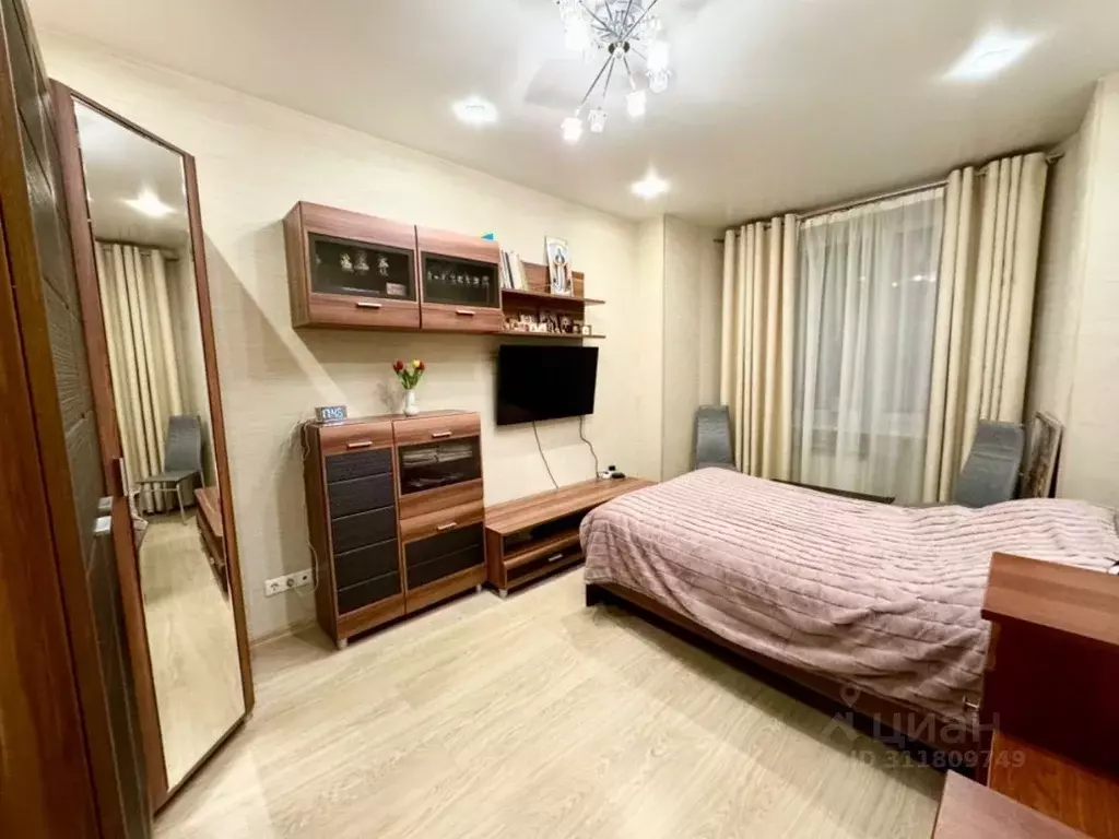 3-к кв. Мурманская область, Мурманск ул. Коммуны, 20 (66.0 м) - Фото 0