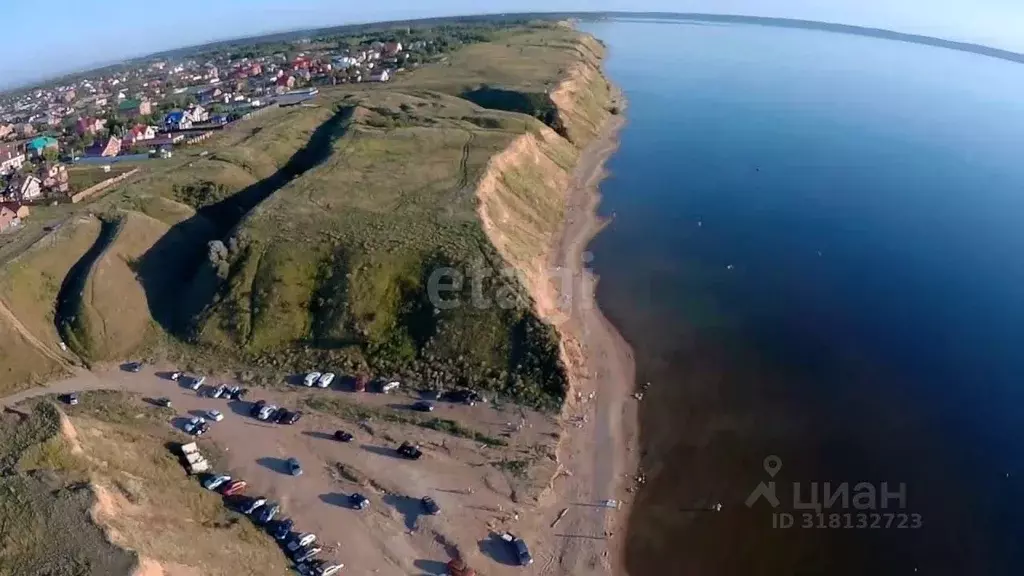 Участок в Самарская область, Ставропольский район, с. Ягодное пер. ... - Фото 0