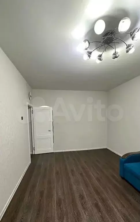 1-к. квартира, 37 м, 7/10 эт. - Фото 1