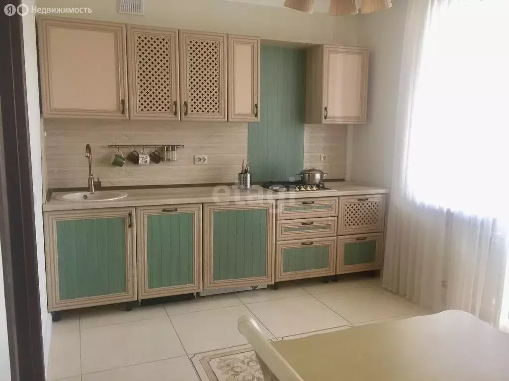 2-комнатная квартира: Черкесск, Партизанская улица, 91 (66 м) - Фото 1
