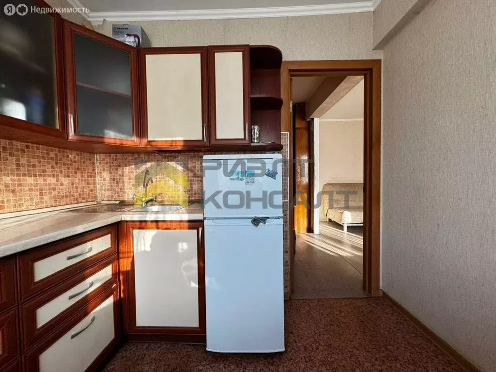 2-комнатная квартира: Омск, микрорайон Городок Нефтяников, улица 22 ... - Фото 2