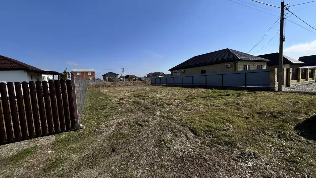 Участок в Краснодарский край, Темрюк Автомобилист СНТ, ул. Урожайная ... - Фото 1