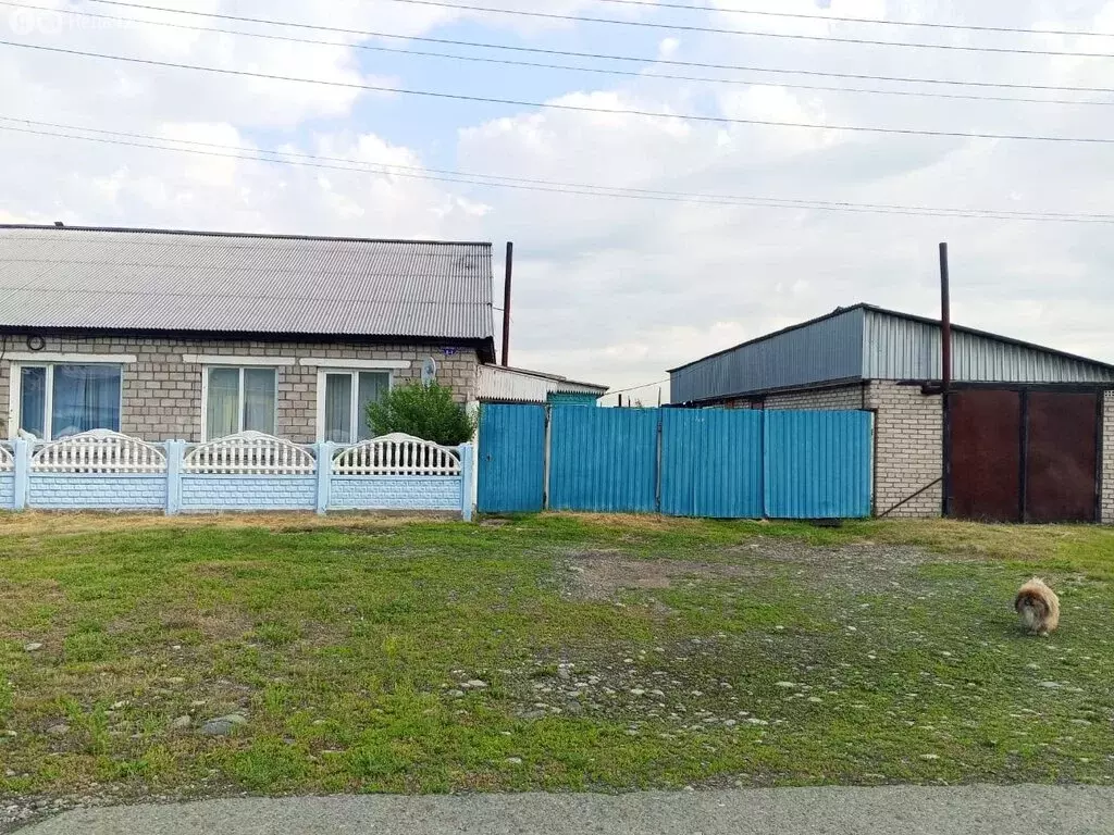 3-комнатная квартира: село Новоенисейка, Заводская улица, 6\1 (76 м) - Фото 0