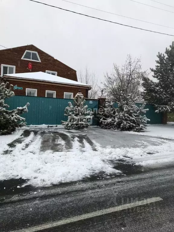 Коттедж в Амурская область, Белогорск Авиационная ул., 94 (324 м) - Фото 1