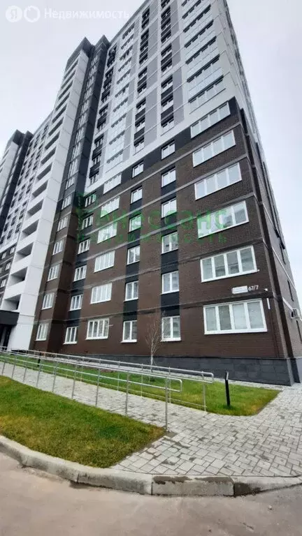 3-комнатная квартира: Брянск, проспект Станке Димитрова, 67к7 (80.3 м) - Фото 1