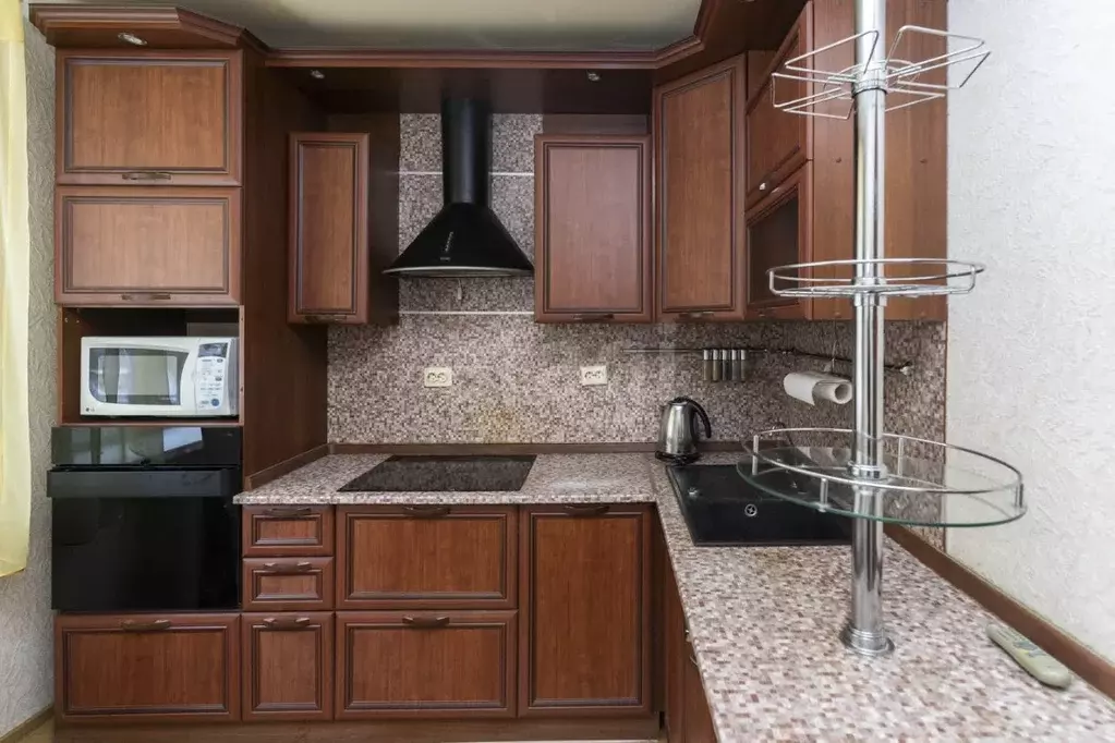 2-к кв. Тюменская область, Тюмень ул. Пермякова, 68к2 (50.0 м) - Фото 1