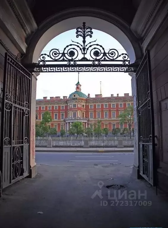 Комната Санкт-Петербург наб. Реки Фонтанки, 18Г - Фото 1