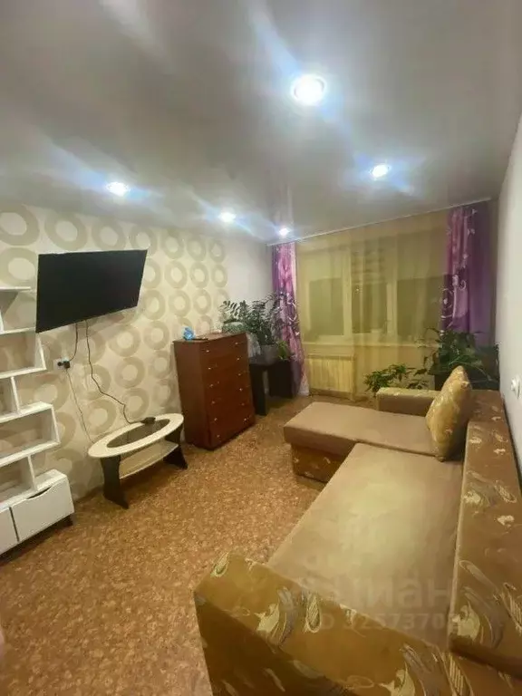 1-к кв. Омская область, Омск Краснознаменная ул., 23/1 (40.0 м) - Фото 1