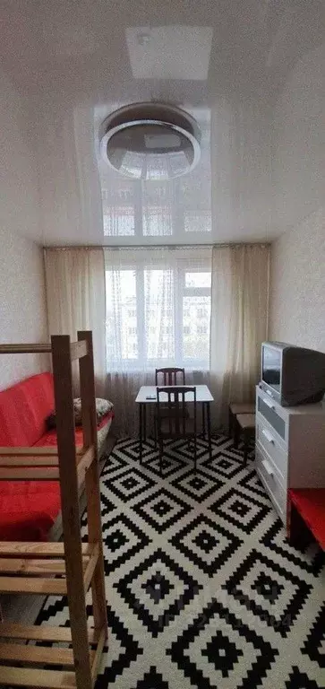 Комната Свердловская область, Екатеринбург ул. Малышева, 138 (14.5 м) - Фото 1